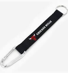 CHICAGO BULLS (BLACK) CARABINER KEYCHAIN