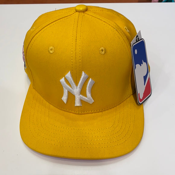 Yankees World Series SnapBack yellow