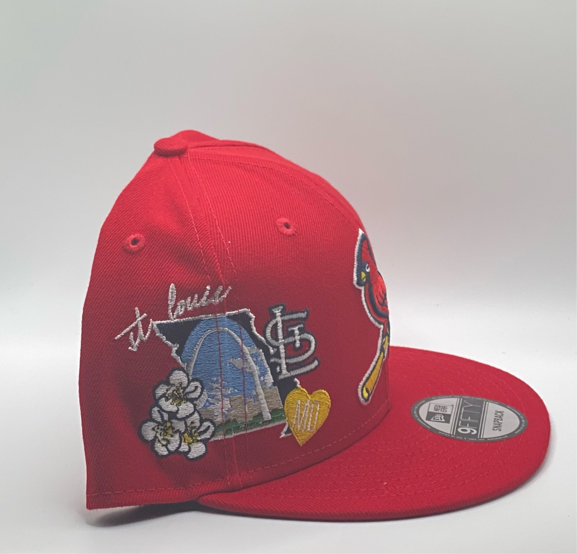 Men's St. Louis Cardinals New Era Red Patch Pride 59FIFTY Fitted Hat